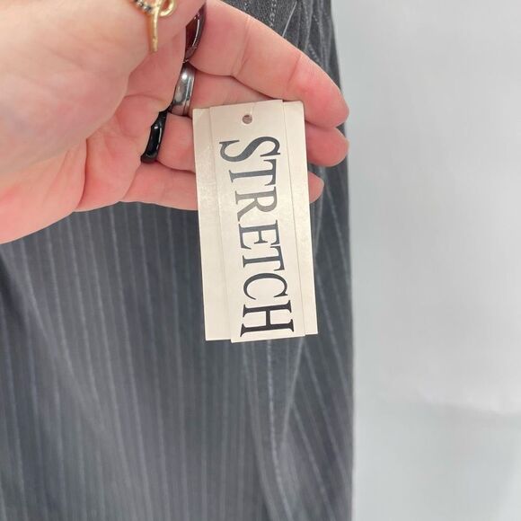 Signature By Larry Levine Womens Pinstripe Skirt Lined Stretch Gray Size 20W NWT - Picture 4 of 8